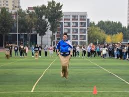 热火队新面貌：凯文·乐福模仿迈克尔·乔丹，搞笑开心氛围重聚吉米·巴特勒