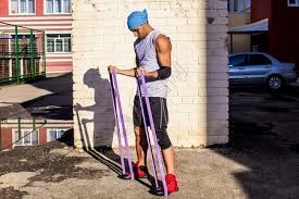 美媒列湖人三大引援目标：琼斯与罗威在列 狄龙要与詹姆斯做队友？